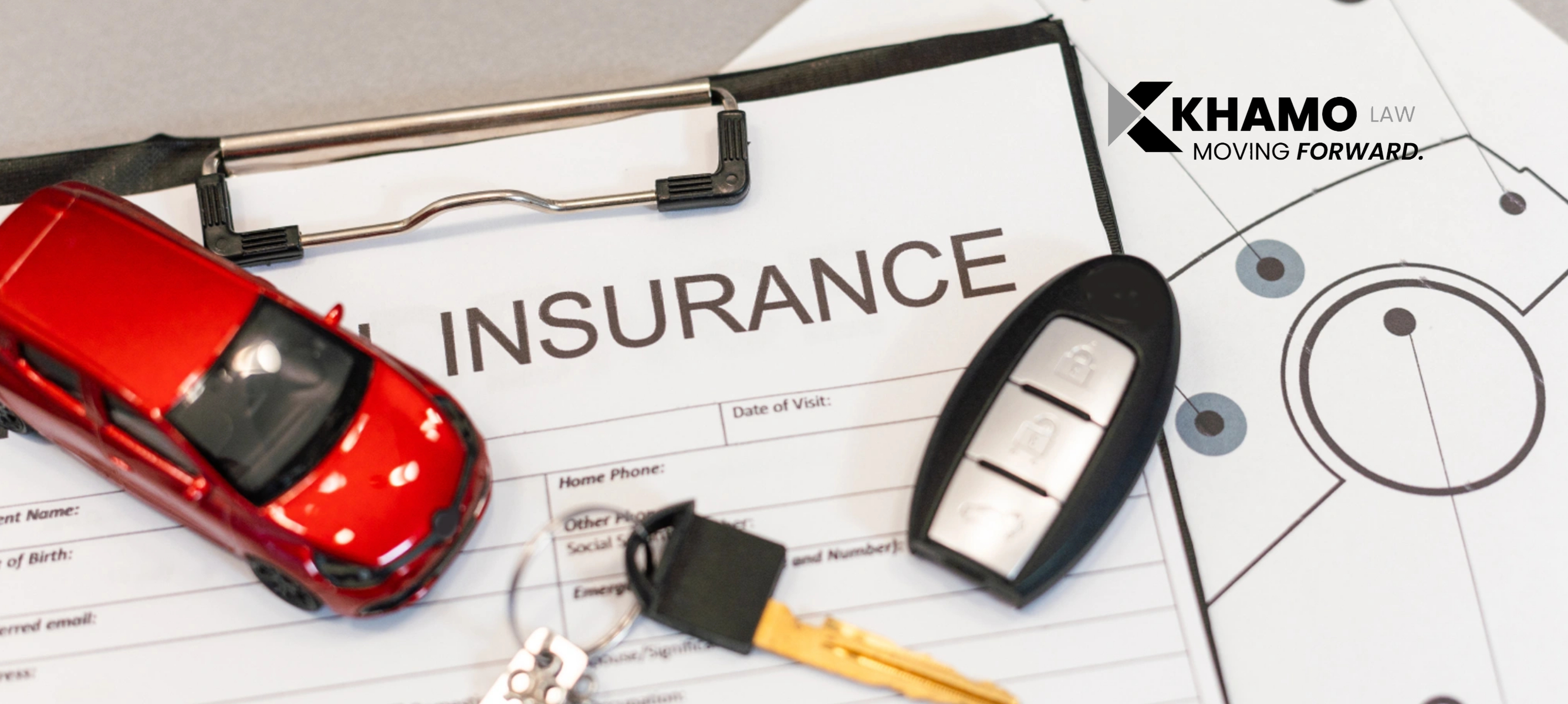 كيف تقلل شركات التأمين من قيمة المطالبات بعد حوادث السير في ميشيغان